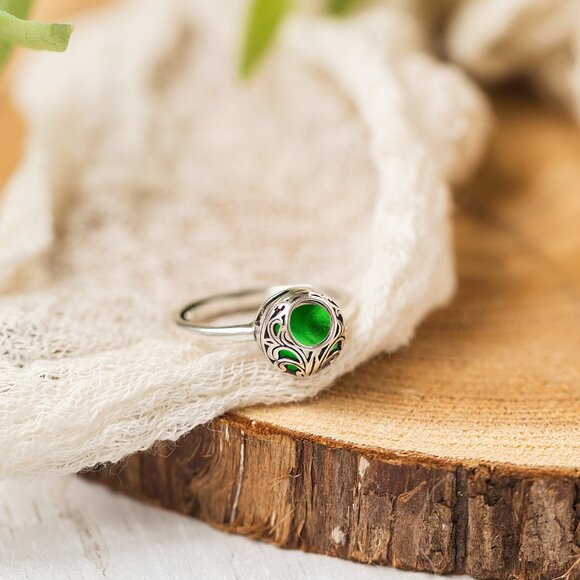 Recycled Vintage 1960s Green Beer Bottles Sterling Adjustable Vintage Lace Ring - Picture 3 of 6